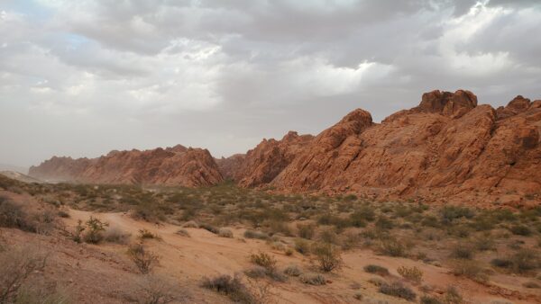 valley-of-fire-mountains
